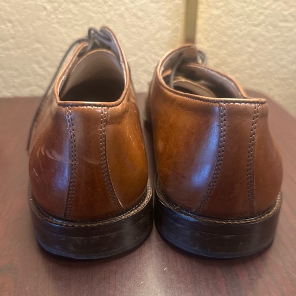 Pronto Uomo Brown Leather Oxfords with Broguing - Picture 4 of 10